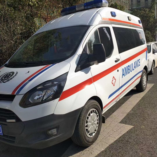 阜康品质救护车出租，为您的健康出行负责